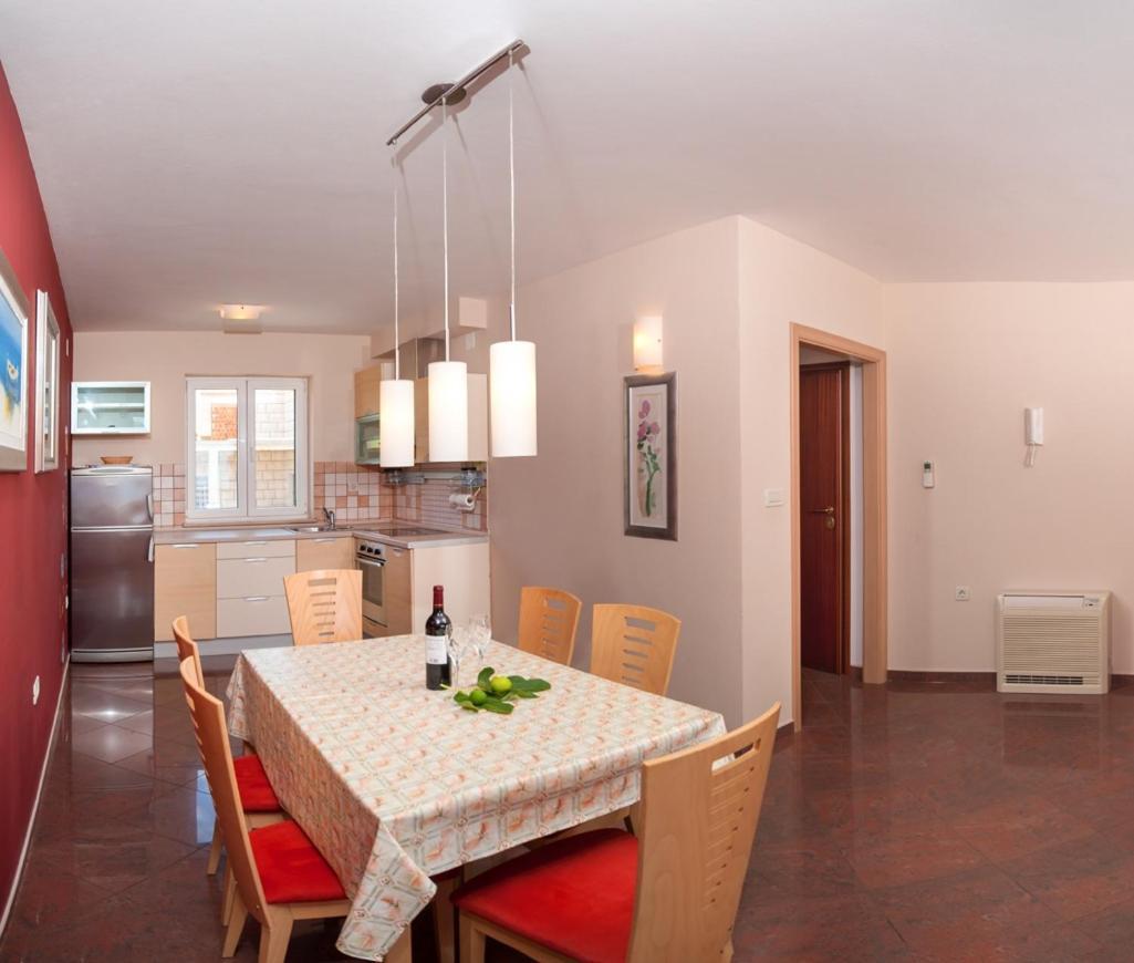 Apartments By The Sea Postira, Brac - 15242 Rum bild